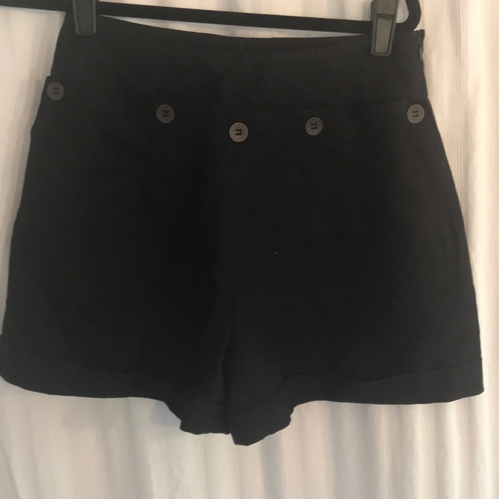 Black size 6 high waisted shorts